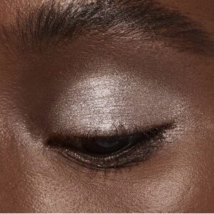 af94 by Halsey SHADOWBOXER eye crayon color is SUITE & LO - High-Shine Eye Color